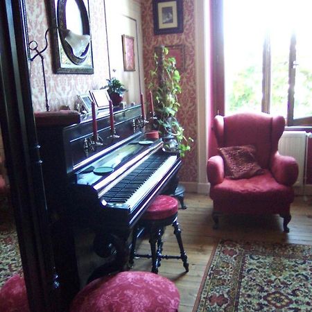 La Ganse Blanche Bed & Breakfast Usson-en-Forez Eksteriør bilde
