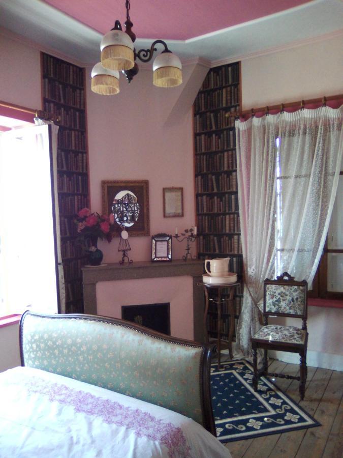 La Ganse Blanche Bed & Breakfast Usson-en-Forez Eksteriør bilde