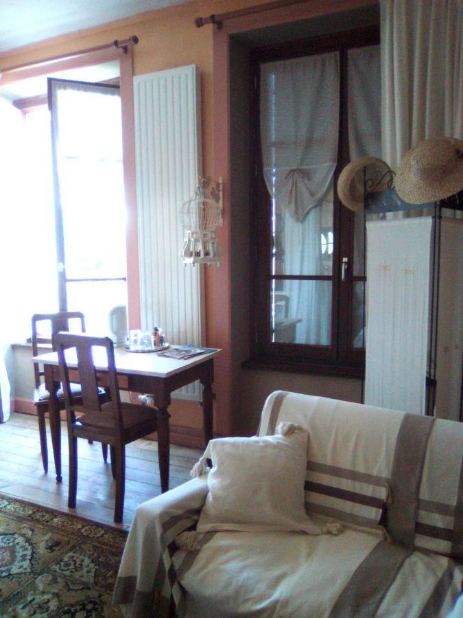 La Ganse Blanche Bed & Breakfast Usson-en-Forez Eksteriør bilde