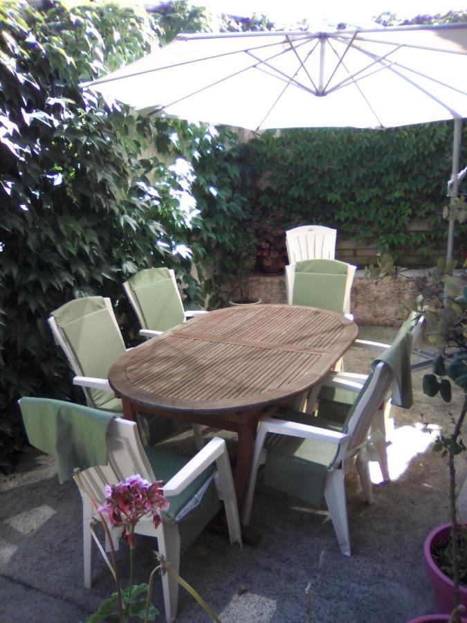 La Ganse Blanche Bed & Breakfast Usson-en-Forez Eksteriør bilde