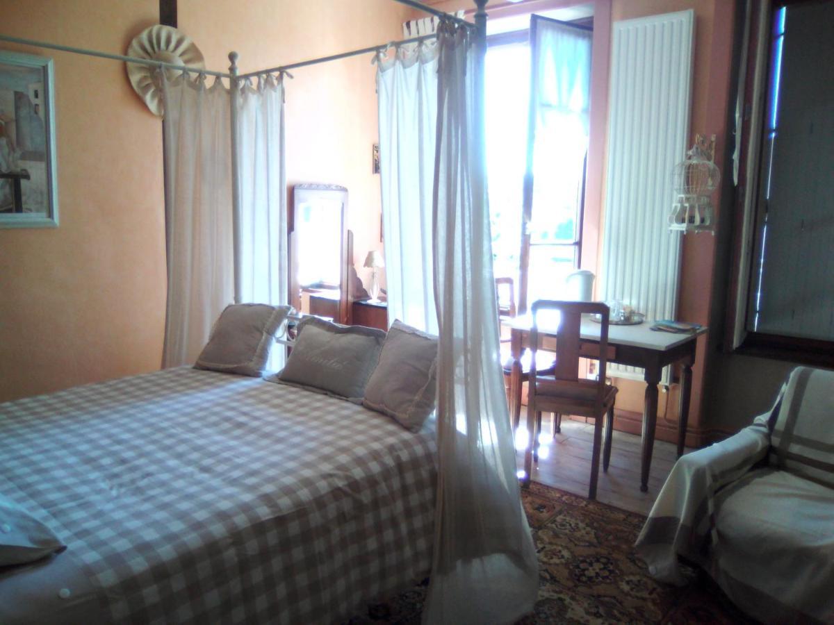 La Ganse Blanche Bed & Breakfast Usson-en-Forez Eksteriør bilde