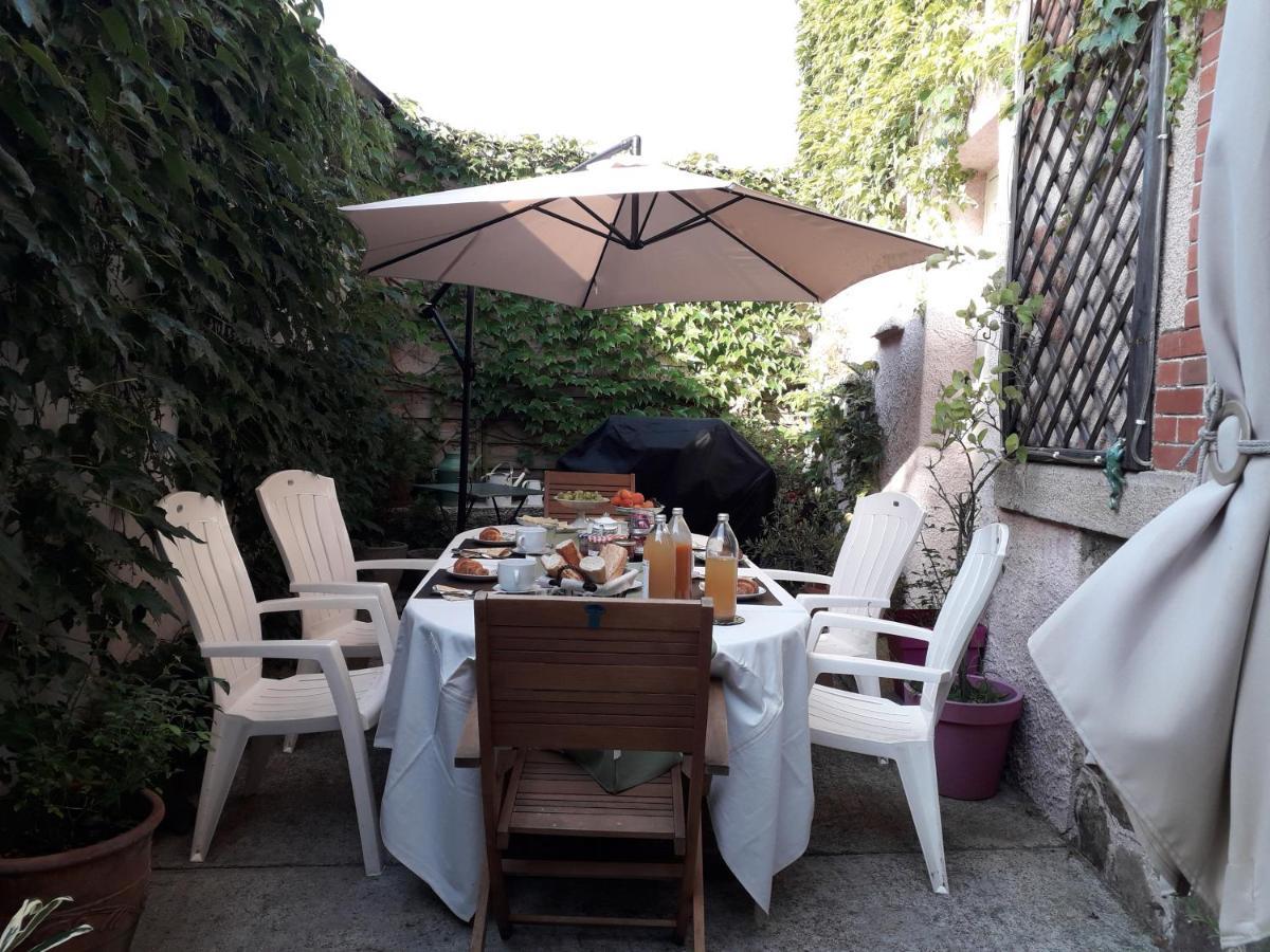 La Ganse Blanche Bed & Breakfast Usson-en-Forez Eksteriør bilde