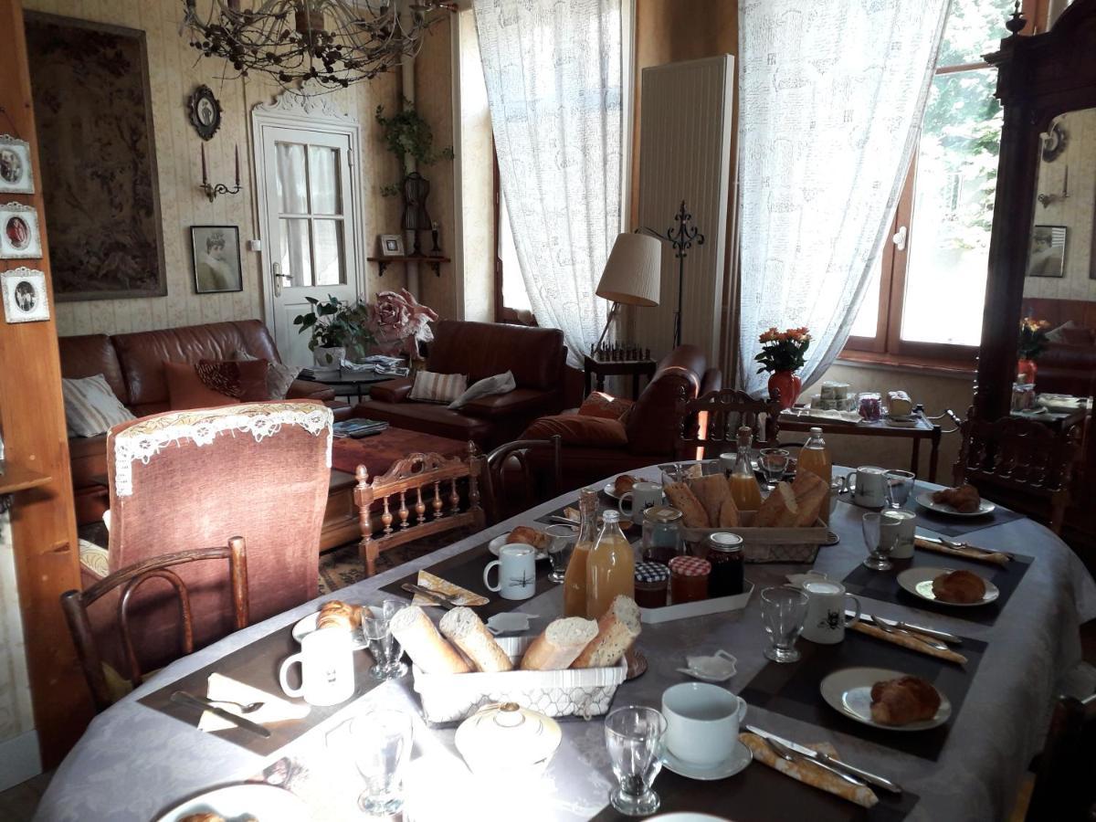 La Ganse Blanche Bed & Breakfast Usson-en-Forez Eksteriør bilde